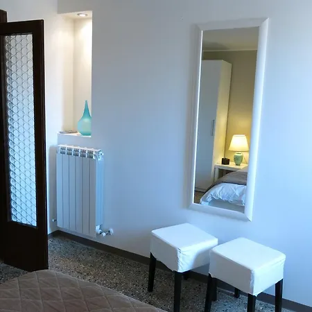 Gallery البندقية