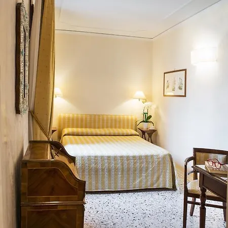 Hotel Agli Alboretti 3*