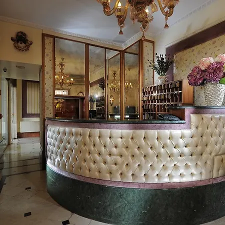 Hotel Arlecchino 3*