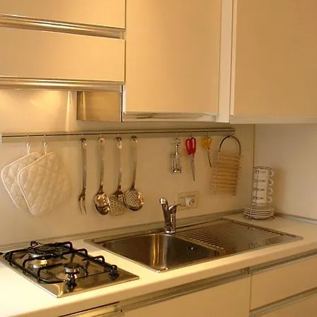 Venetian Apartment *