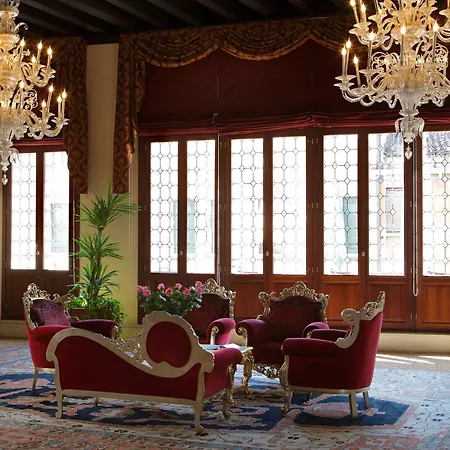 Hotel Liassidi Palace Venice