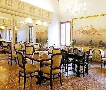 Ca' Centopietre Gasthuis 3*