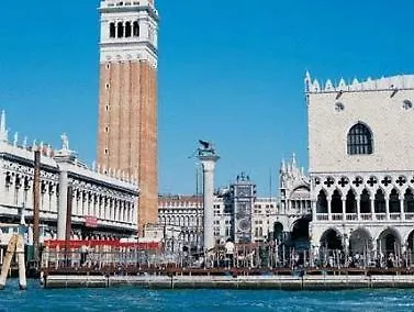 Casa Sul Molo Bed & Breakfast
