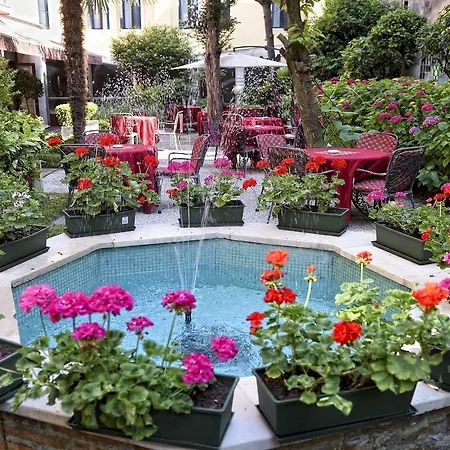 Hotel Amadeus Venice