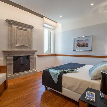 Hotel Rialto 4*