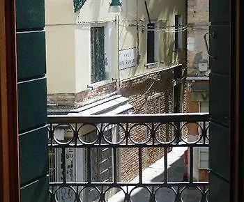 Guest house Aquavenice Locazione Turistica