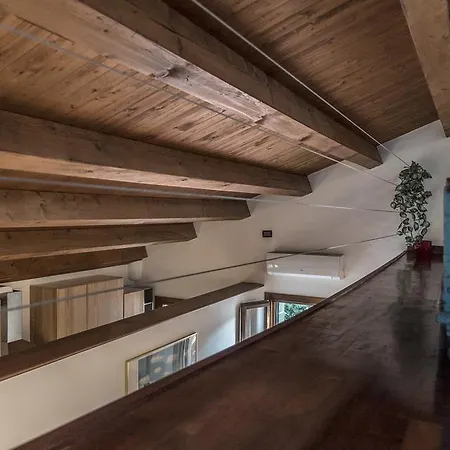 Mansarda Magritte Appartement Venetië