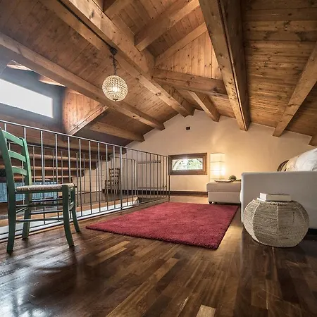 Appartement Mansarda Magritte