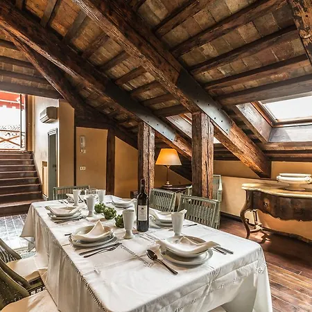 The Venetian Penthouse * Venice
