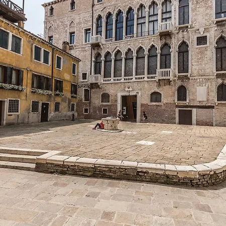 Apartment The Venetian Penthouse Venice