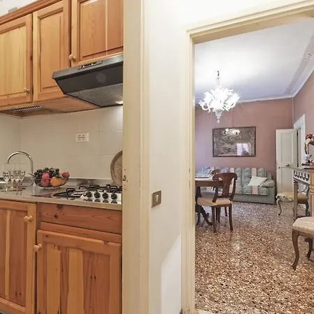 Palazzetto San Lio, Rialto Apartment Venice