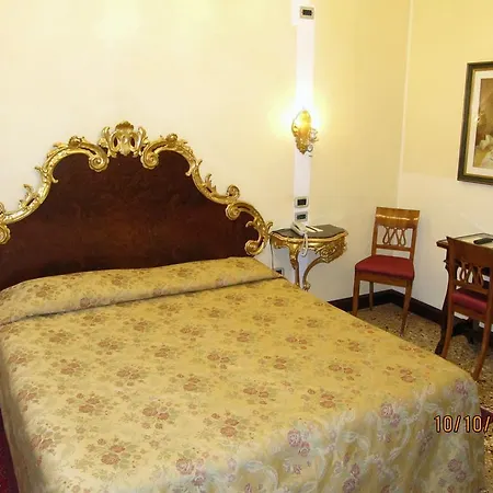 Residenza D'epoca San Cassiano Hotel