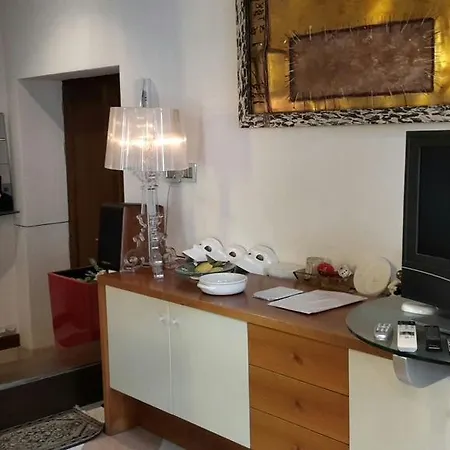 Apartment In A Lovely Garden Biennale Flat *