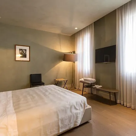 Liassidi Palace Hotel 4*