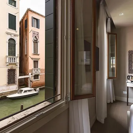 Liassidi Palace 4*