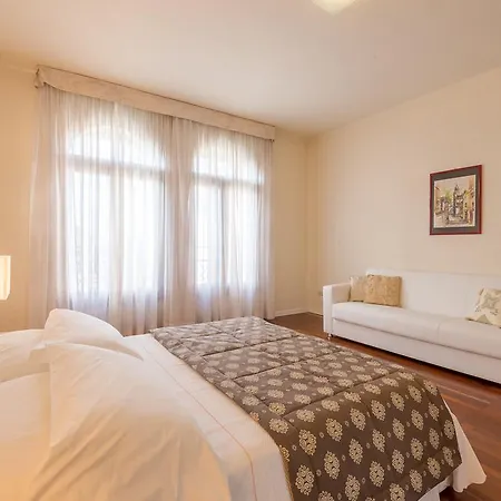 Masha Apartment *