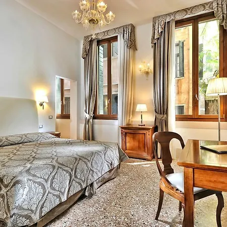 Palazzo Vitturi Hotel