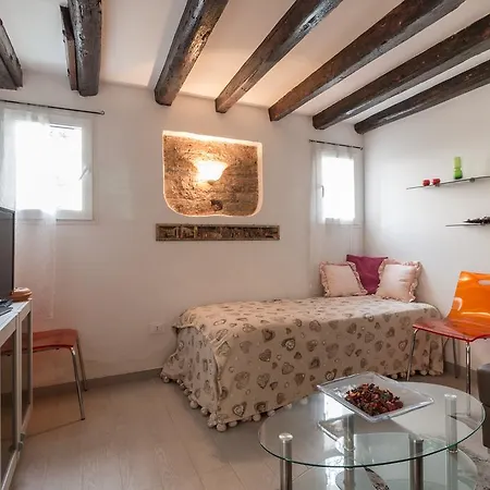 Casa Di Oscar Apartment