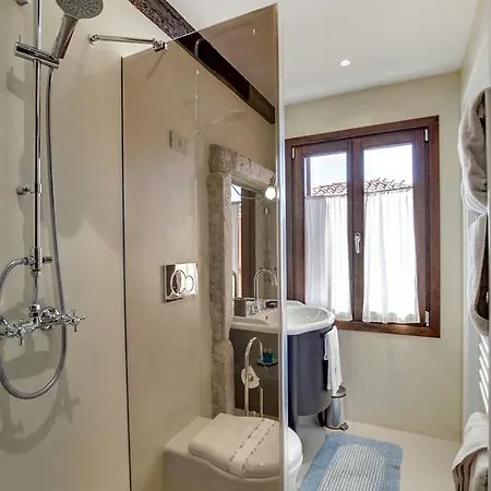 Apartment Ca' Badoer West Venedig