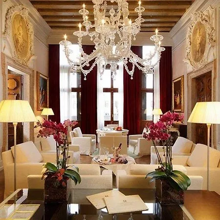 Palazzo Giovanelli E Gran Canal
