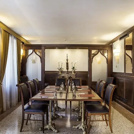 Ai Mori D'oriente Hotel