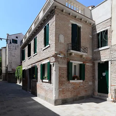 Ca' Del Gallo 2*