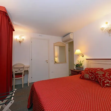 Guest house Ca' Del Gallo 2*