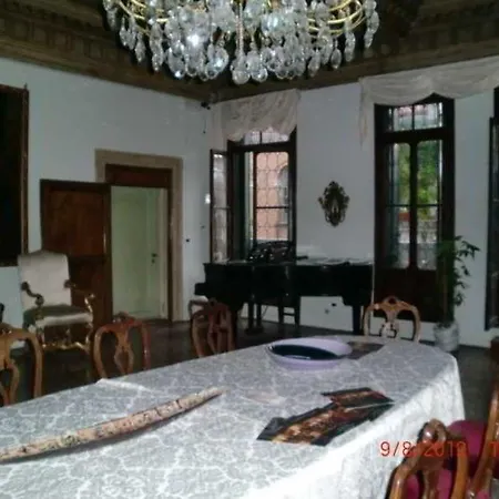 Bed & Breakfast Residenza Ca' Zanardi 2*