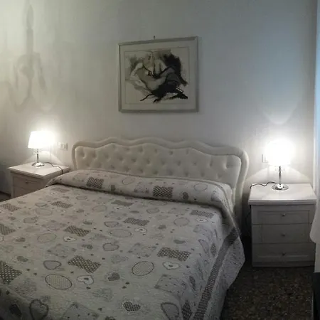 Inn Angolo Fiorito Venice