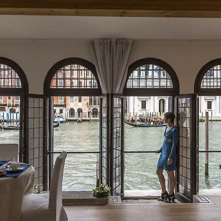 Love Canal Grande