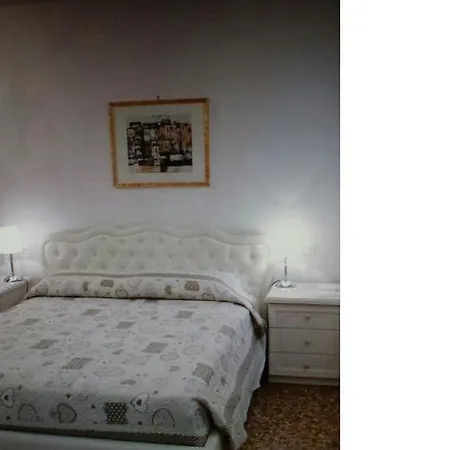 Inn Angolo Fiorito Venice