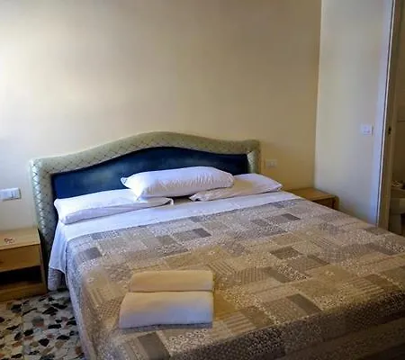 Cannaregio Particular Hotel 3*