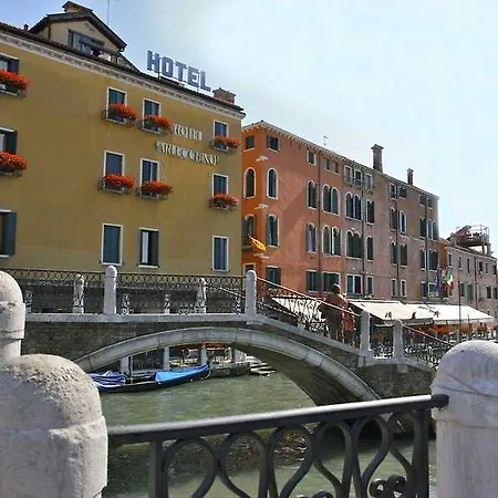Hotel Arlecchino