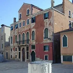 Hotel Colonna Gotica