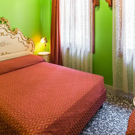فندق Ca Bella 3*