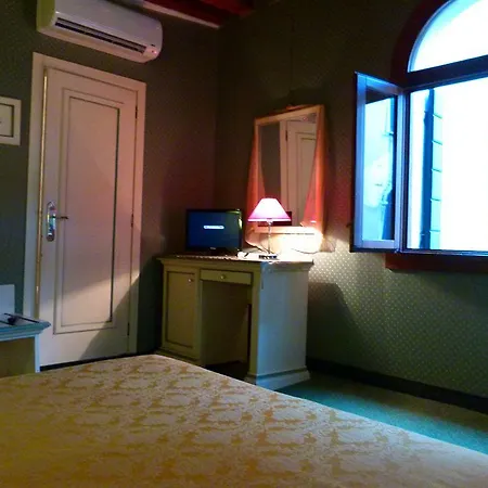 Nuova Residenza Laguna Apartment