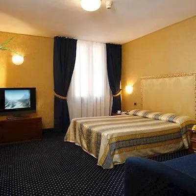 Castello Ξενοδοχείο