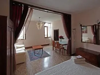 Vendégház Le Repubbliche Marinare 2*