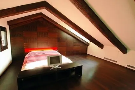Lmv Exclusive Apts Santo Stefano * Venice