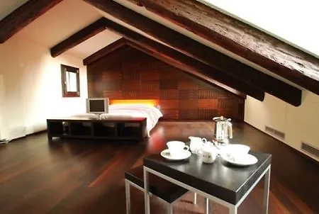 Apartment Lmv Exclusive Apts Santo Stefano *