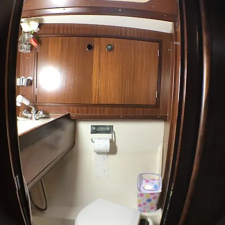 Bed&boat Eolo 3 Botel *