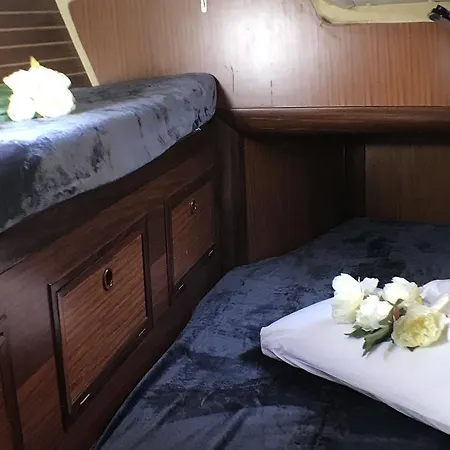 Bed&boat Eolo 3 Botel Venice