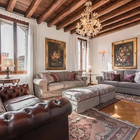 San Provolo Apartment