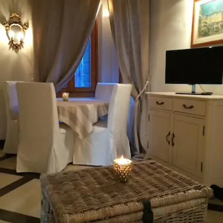 Ca Pegola Apartment *