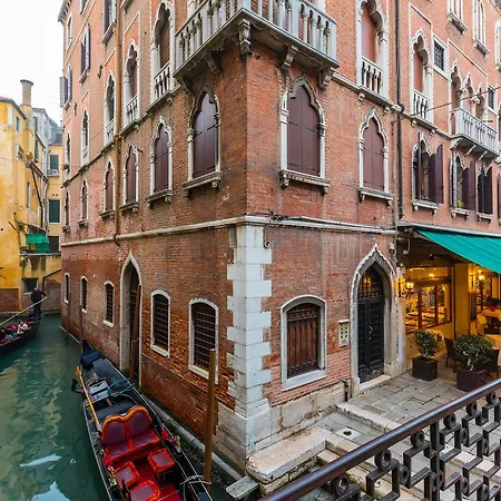 Apartment San Provolo