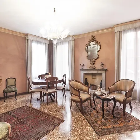 Palazzetto San Lio, Rialto *