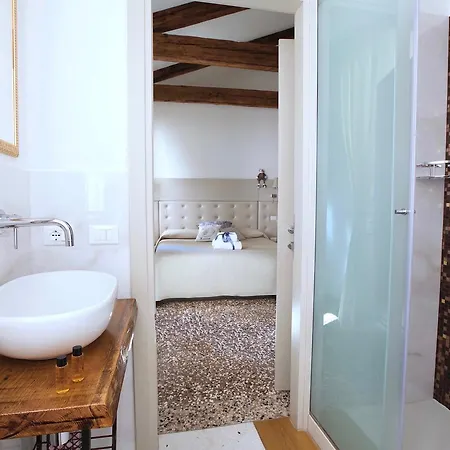 Al Pozzo Di Luce Bed & Breakfast Venice