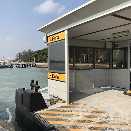 Bed&boat Eolo 3 * Venice