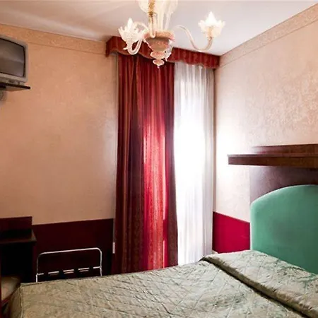 Antica Casa Carettoni Hotel Venecia