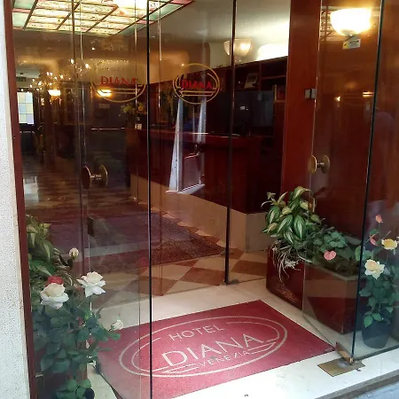 Diana 3*